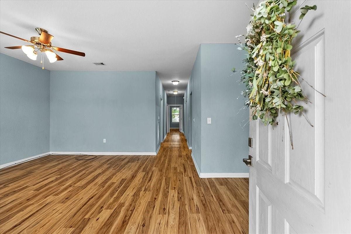 335 6th St San Leon, TX 77539 - Thumbnail 3