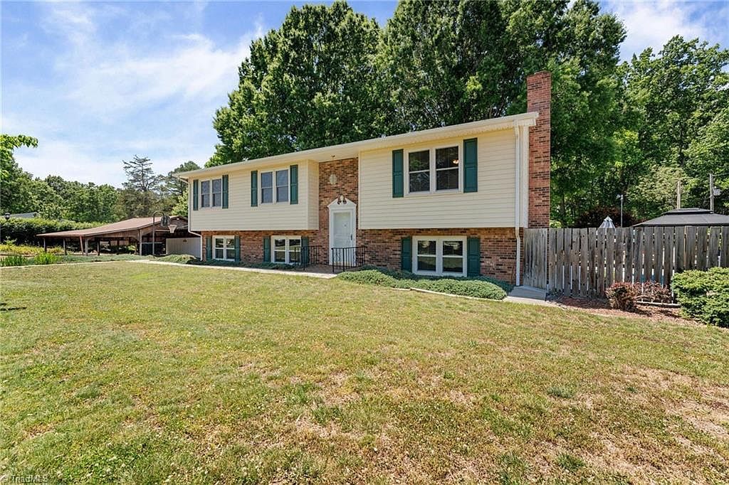 661 Liberty Church Rd Mocksville, NC 27028 - Thumbnail 3