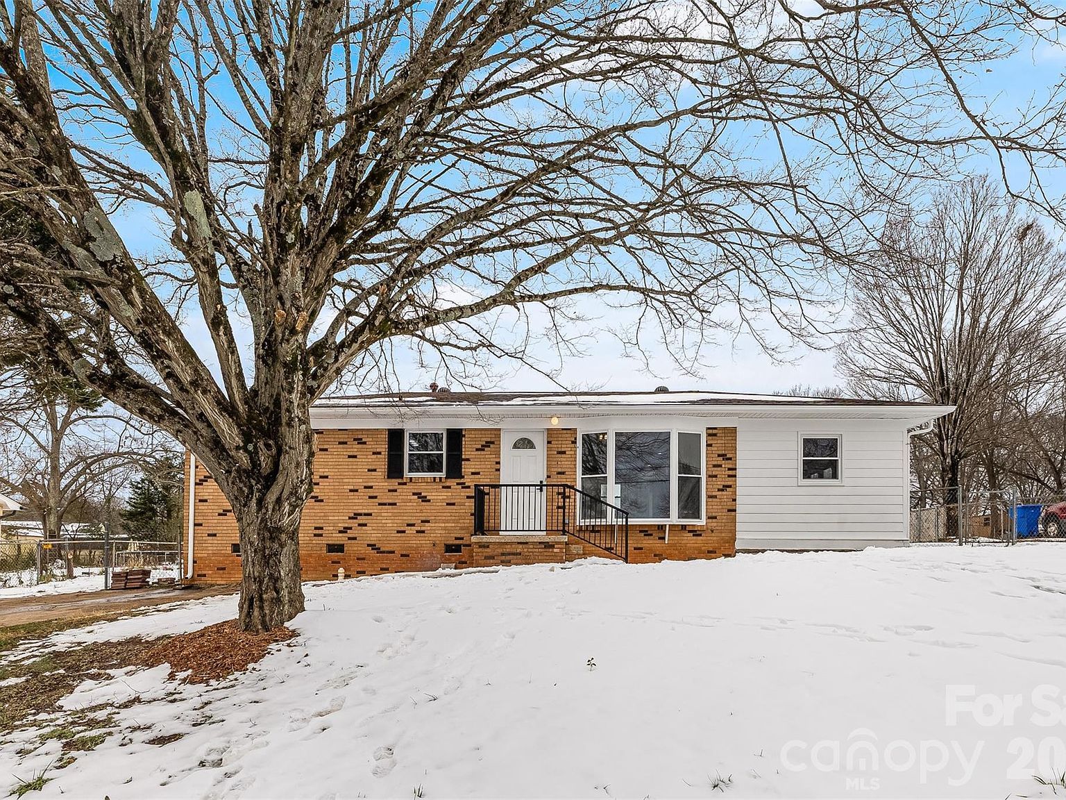 2621 Sherry Ln Gastonia, NC 28054 - Thumbnail 3