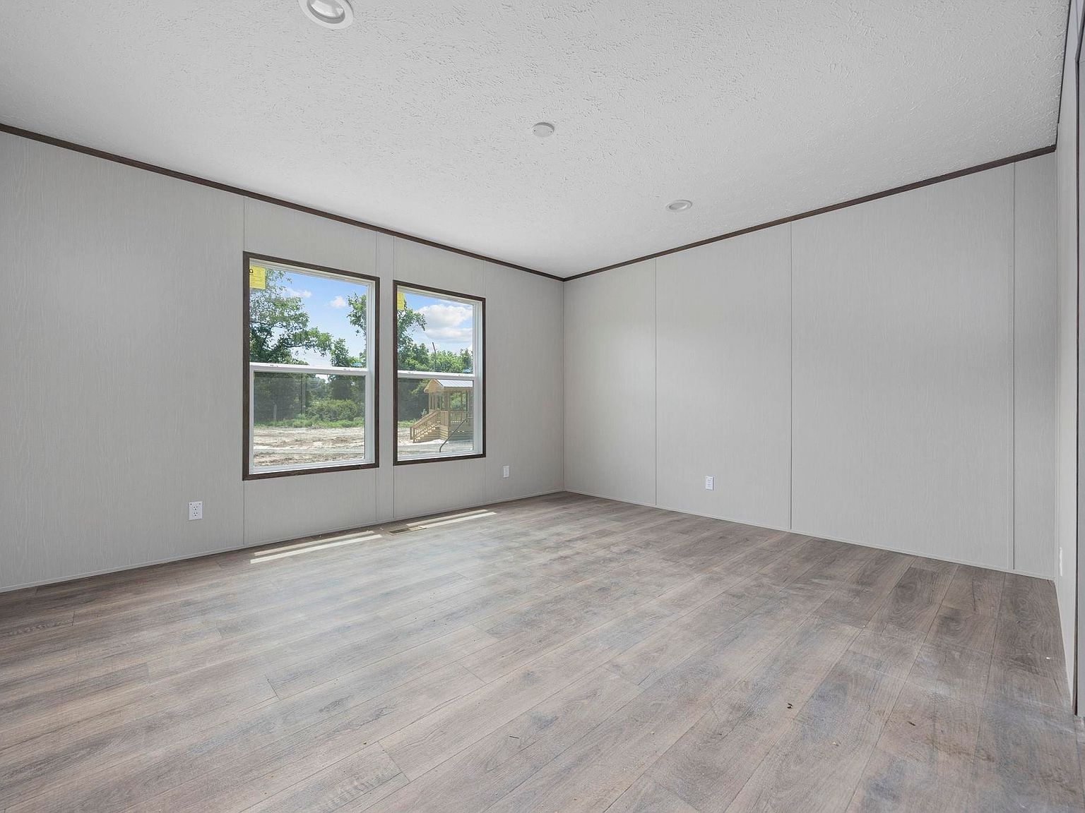 501 Green Sea Rd N Loris, SC 29569 - Thumbnail 3