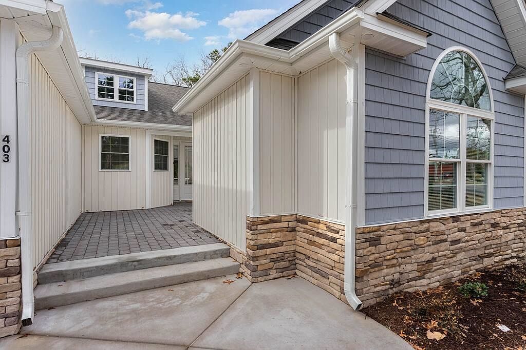 403 3rd Ave N Myrtle Beach, SC 29577 - Thumbnail 3