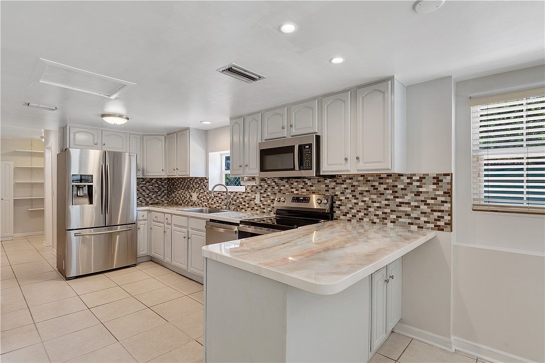 1440 4th Ct Vero Beach, FL 32960 - Thumbnail 3