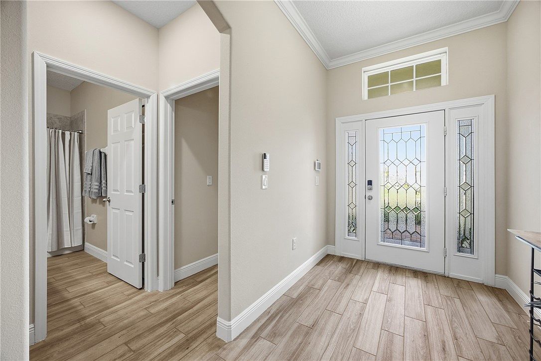 2557 Saint Lucia Cir Vero Beach, FL 32967 - Thumbnail 3