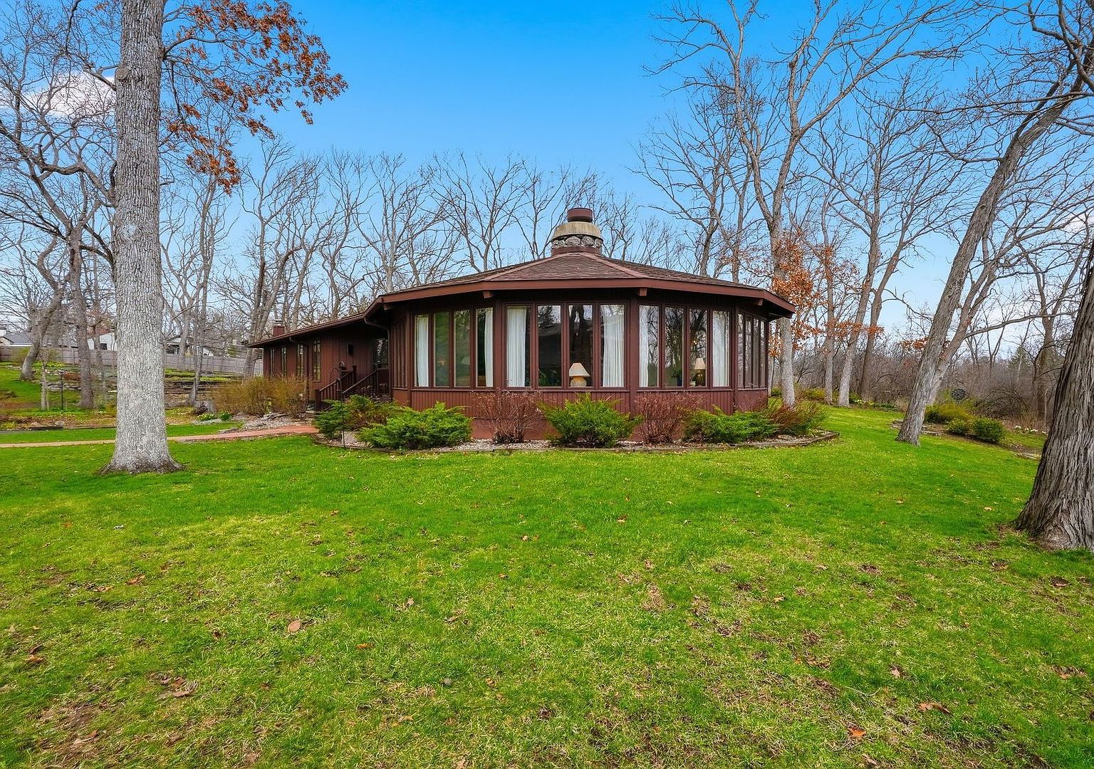 380 W Center Rd Palatine, IL 60074 - Thumbnail 3