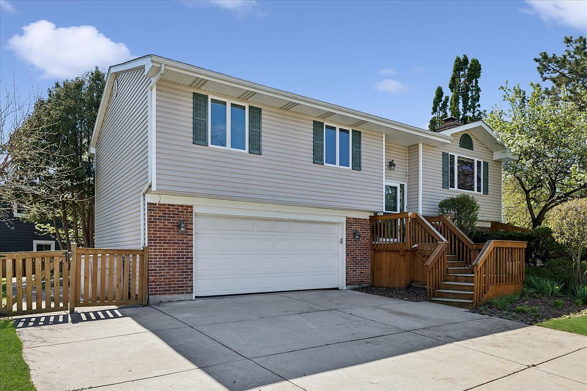 4140 Portage Ln Hoffman Estates, IL 60192 - Thumbnail 3