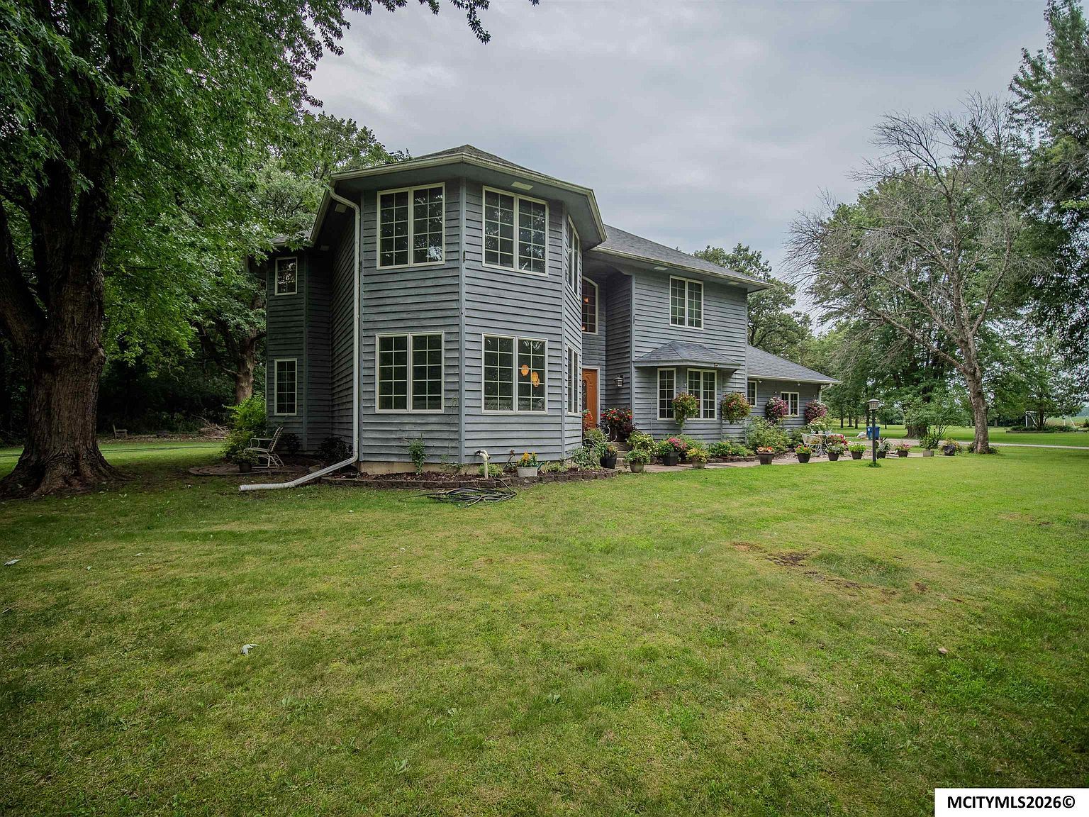 1 Twin Oak Ln Mason City, IA 50401 - Thumbnail 3
