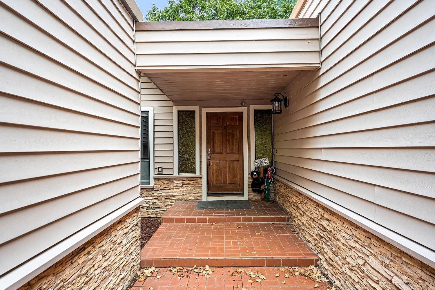 1942 Blue Bell Ct Cool, CA 95614 - Thumbnail 3