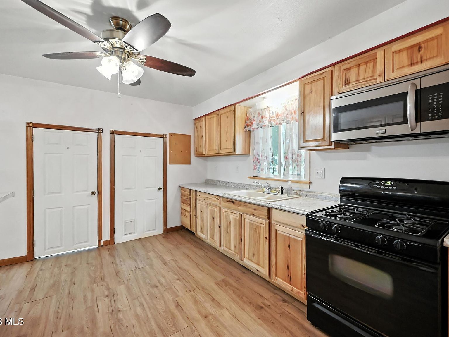 356 S Belmore St Leipsic, OH 45856 - Thumbnail 3