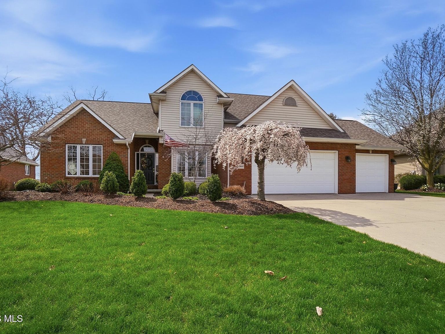 8464 Indian Lake Dr Findlay, OH 45840 - Thumbnail 3