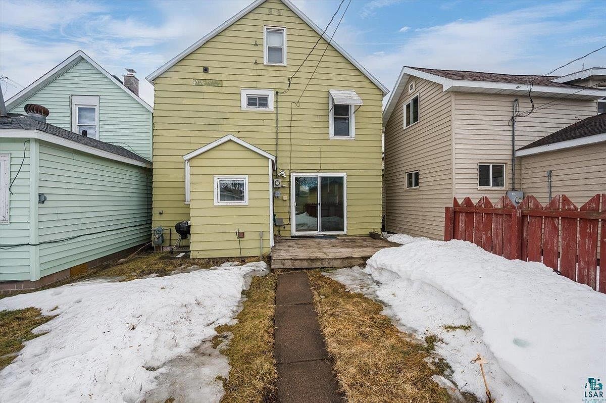 1715 Iowa Ave Superior, WI 54880 - Thumbnail 3