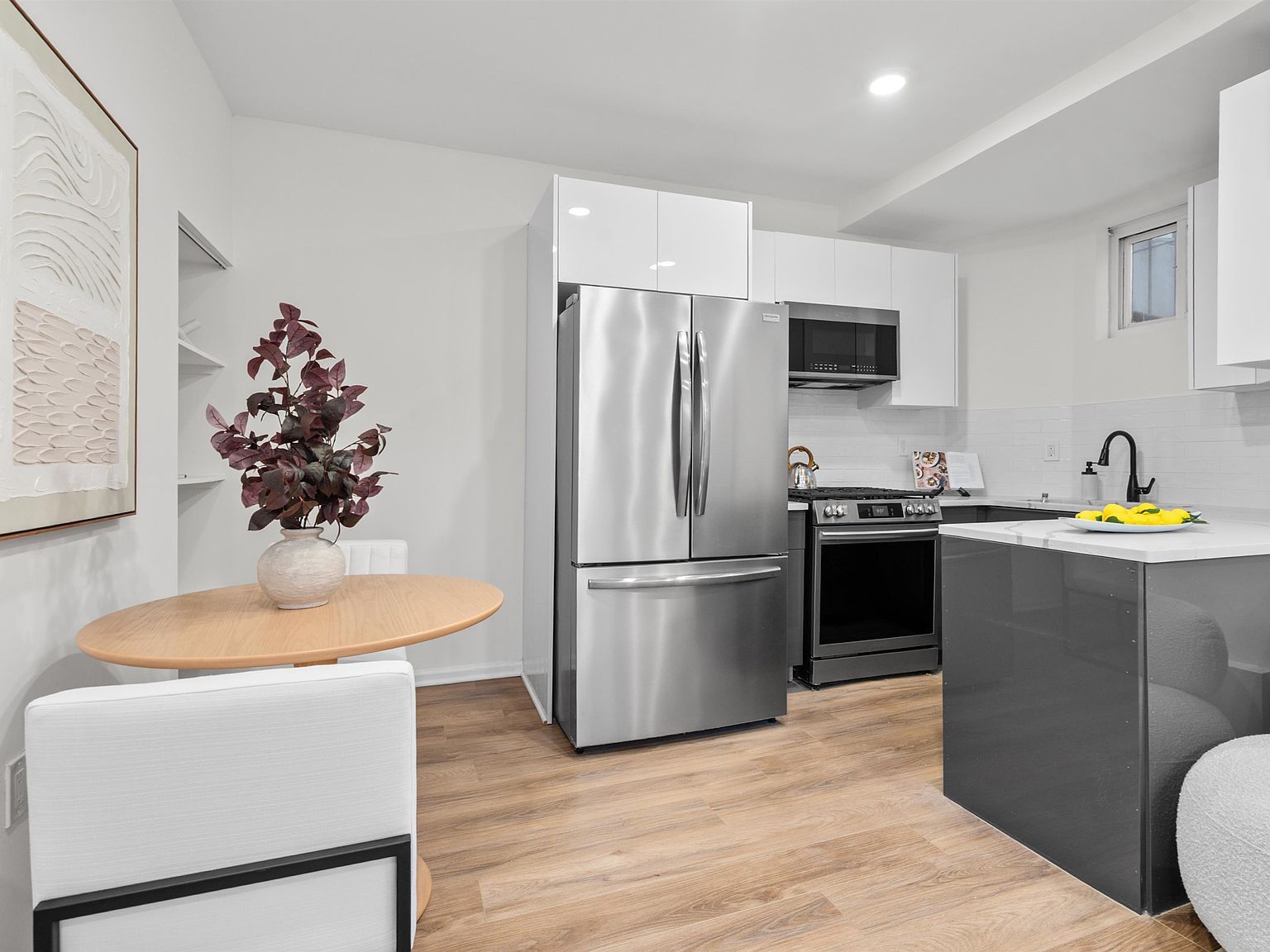 407 Park Ave Weehawken, NJ 07086 - Thumbnail 3