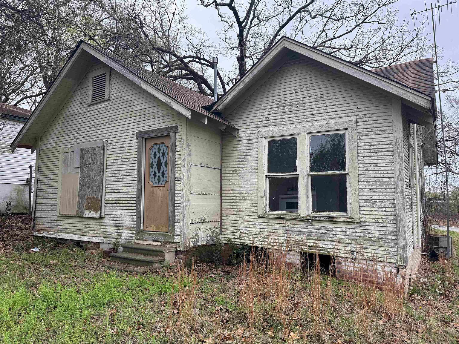 808 Melba Ave Gladewater, TX 75647 - Thumbnail 3