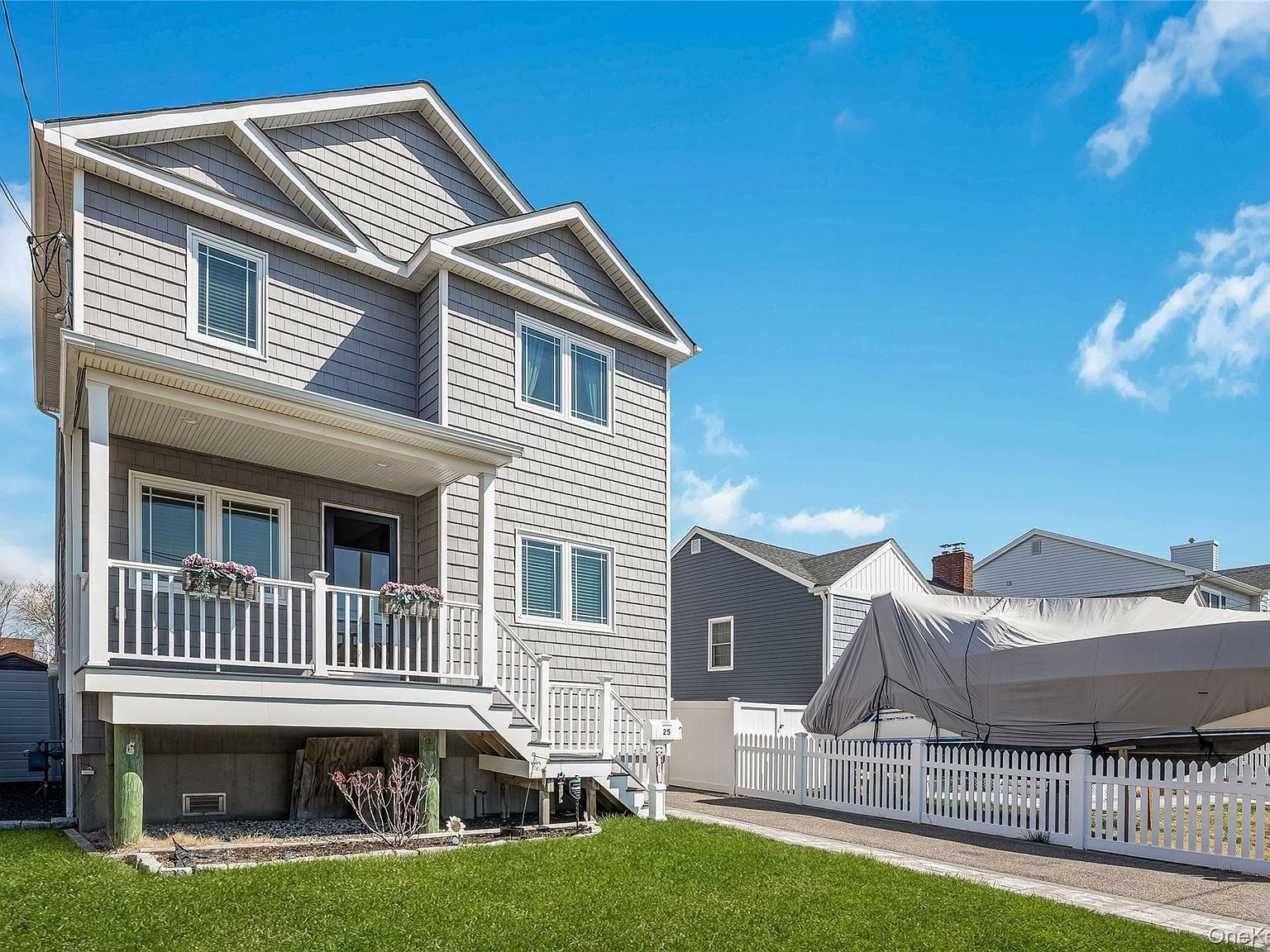 25 Cape Rd Amityville, NY 11701 - Thumbnail 3