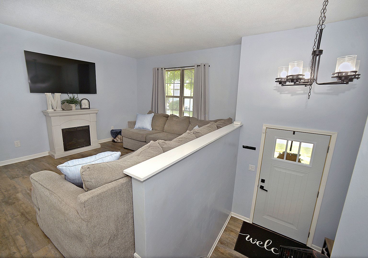 1403 Dakota Dr Ottawa, IL 61350 - Thumbnail 3