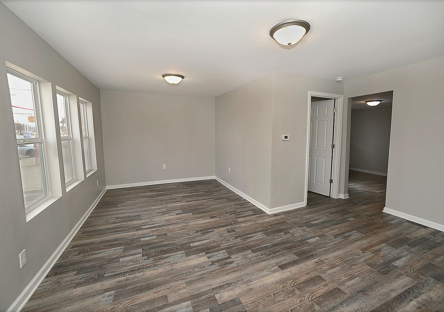 1517 La Salle St Ottawa, IL 61350 - Thumbnail 3