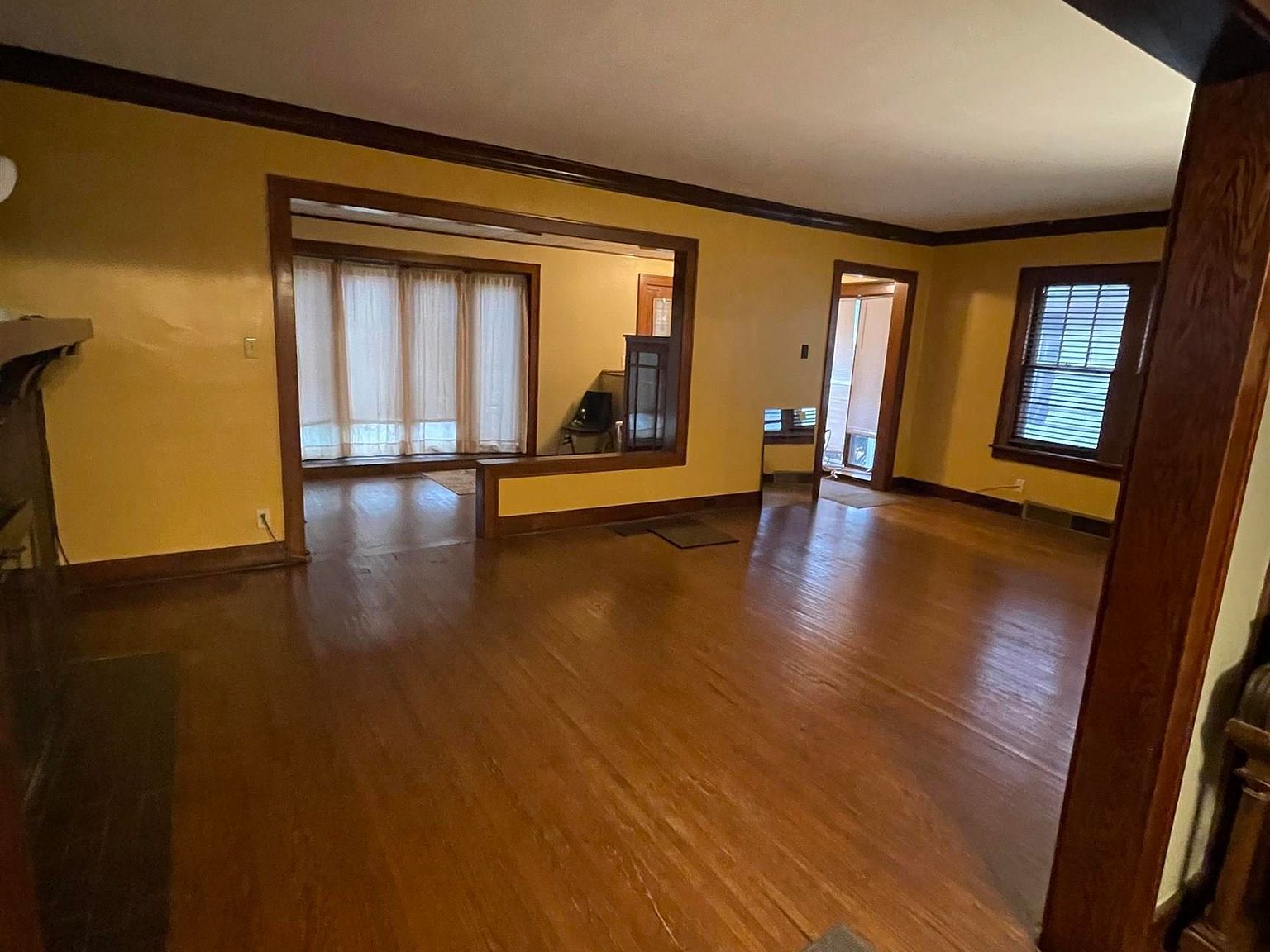 2403 N Central Ave Peoria, IL 61603 - Thumbnail 3