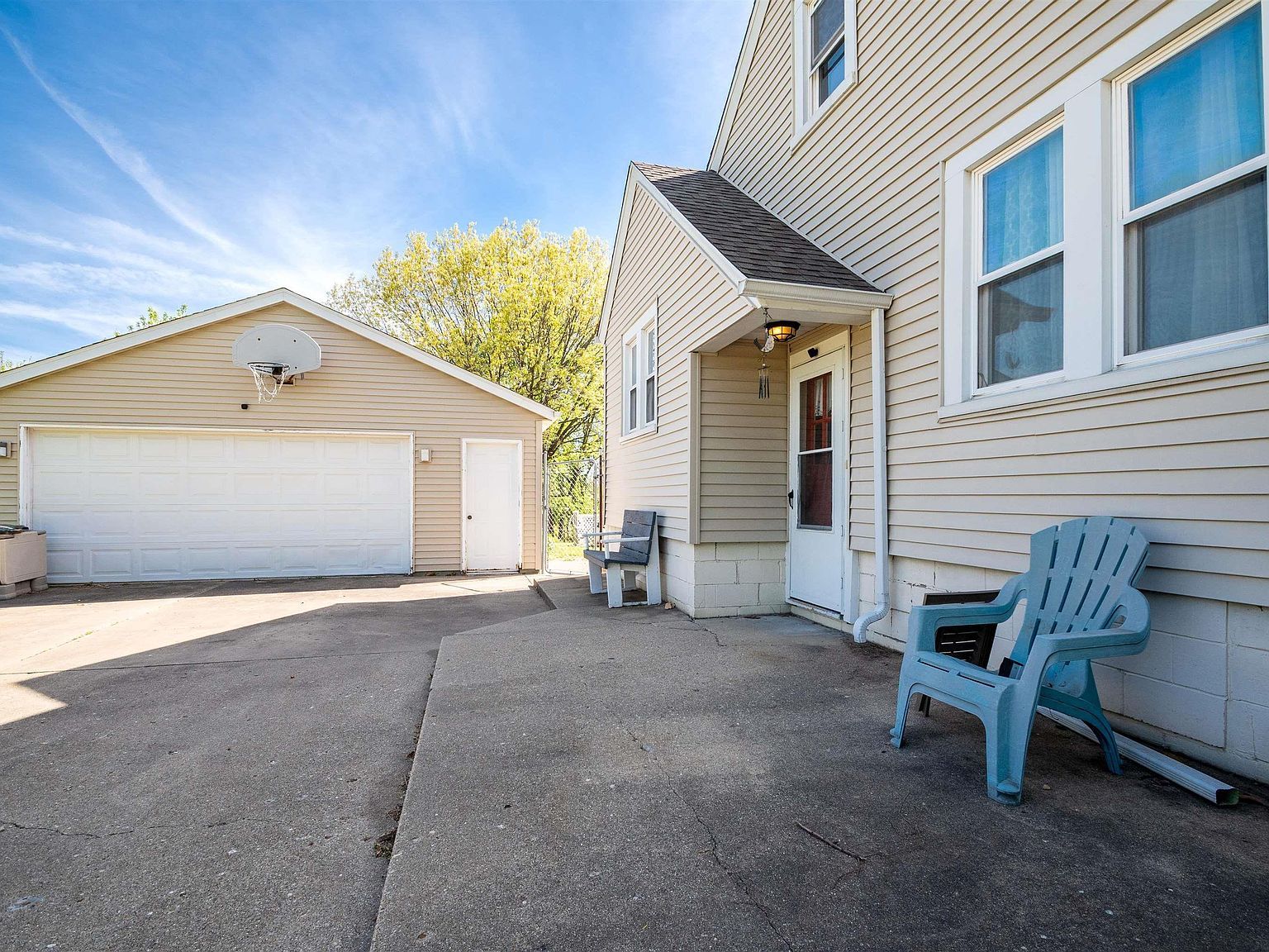 4800 W Middle Rd Peoria, IL 61605 - Thumbnail 3