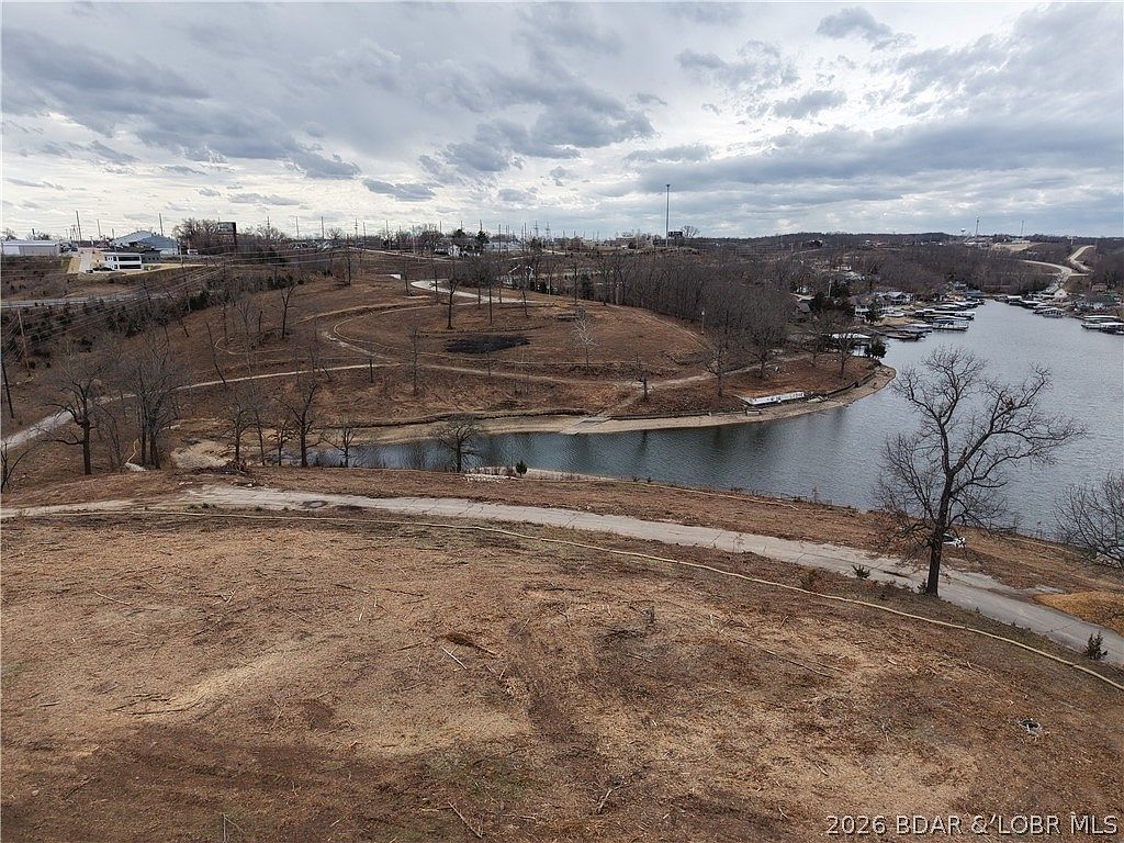 1101 Water Dr Osage Beach, MO 65065 - Thumbnail 3