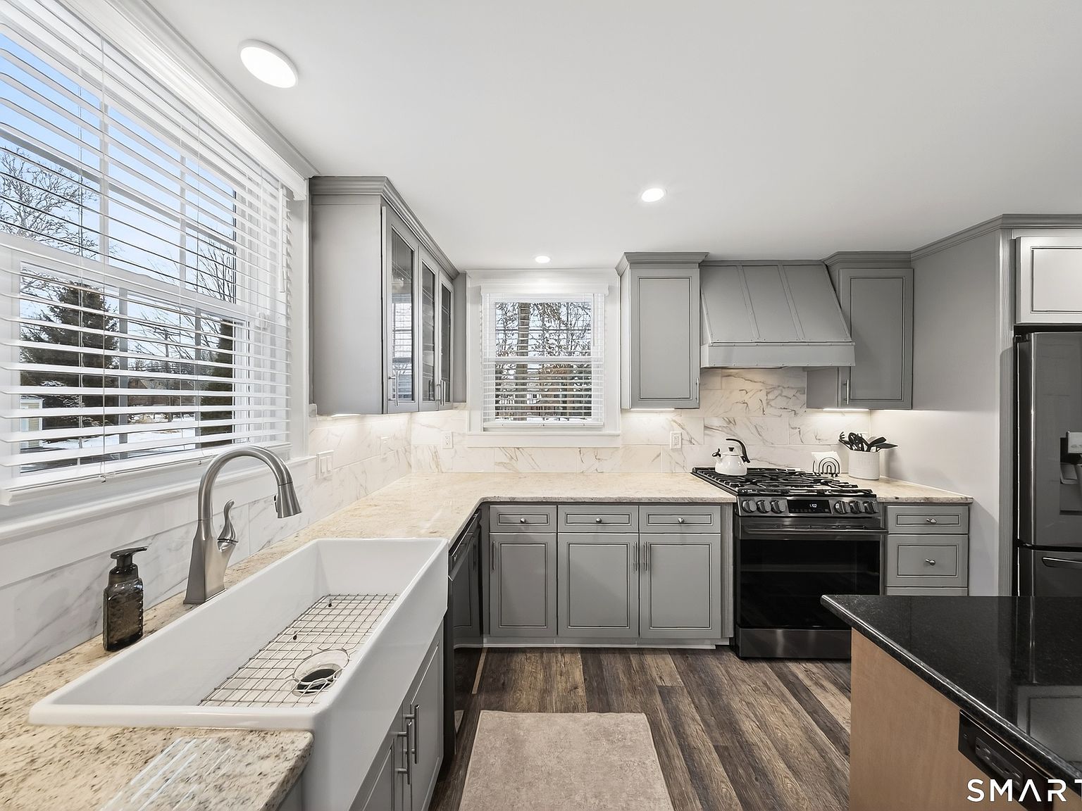 69 Bloomfield Ave Hartford, CT 06105 - Thumbnail 3