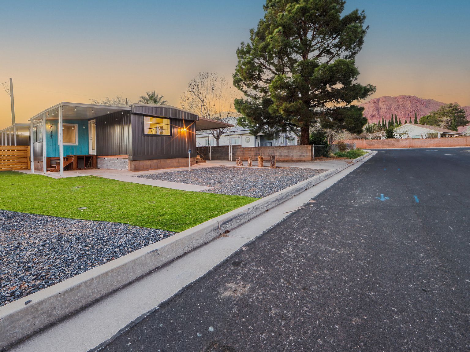 422 S 175 E Ivins, UT 84738 - Thumbnail 3