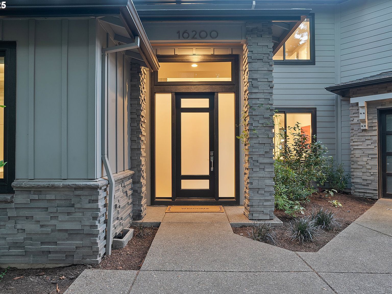 16200 Waluga Dr Lake Oswego, OR 97035 - Thumbnail 3