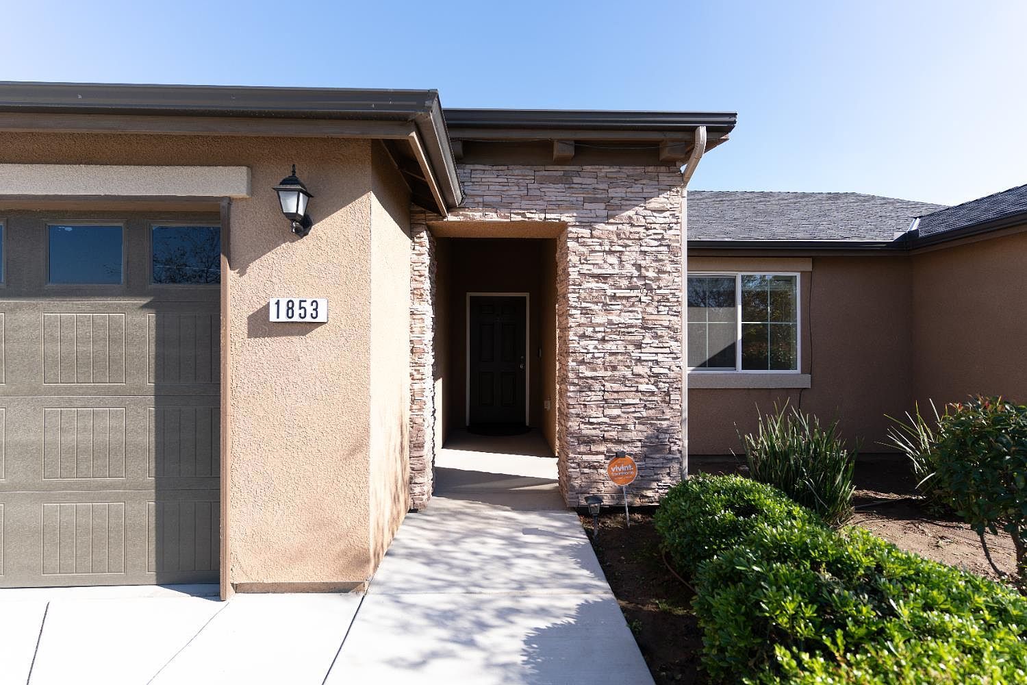 1853 S Kerckhoff Way Hanford, CA 93230 - Thumbnail 3