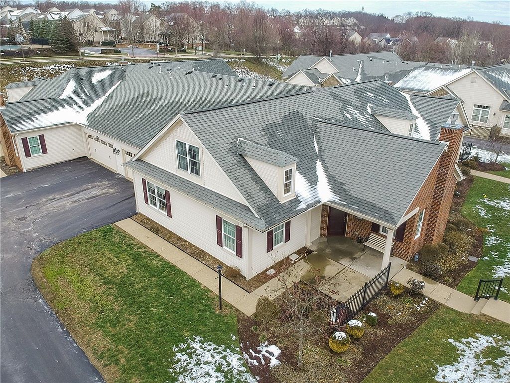 2164 Isleworth Ln Cranberry Township, PA 16066 - Thumbnail 3