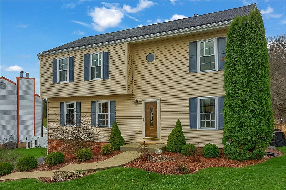 109 Woodbine Dr Cranberry Township, PA 16066 - Thumbnail 3