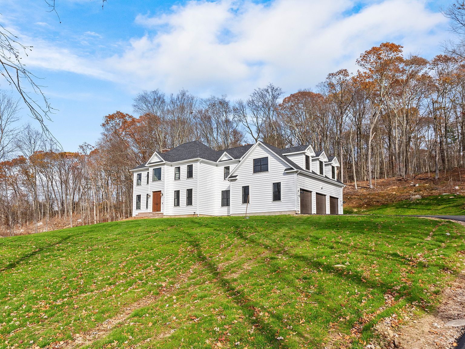 14 Lakewood Rd East Hampton, CT 06424 - Thumbnail 3