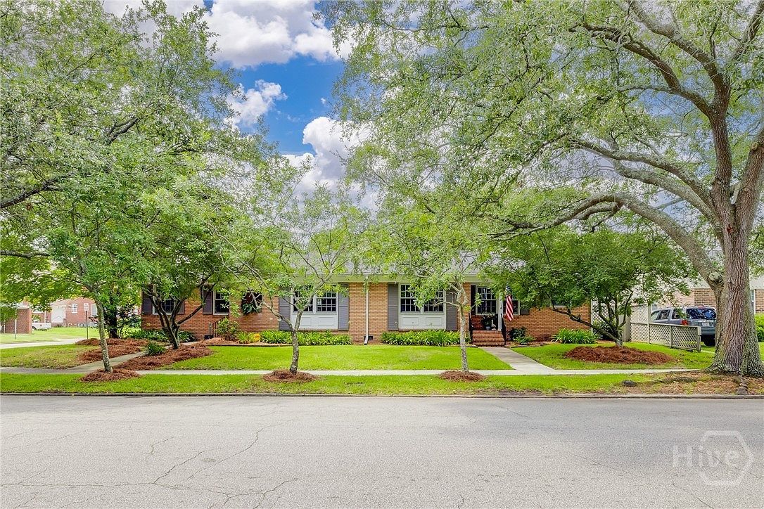 533-535 E 52nd St Savannah, GA 31405 - Thumbnail 3