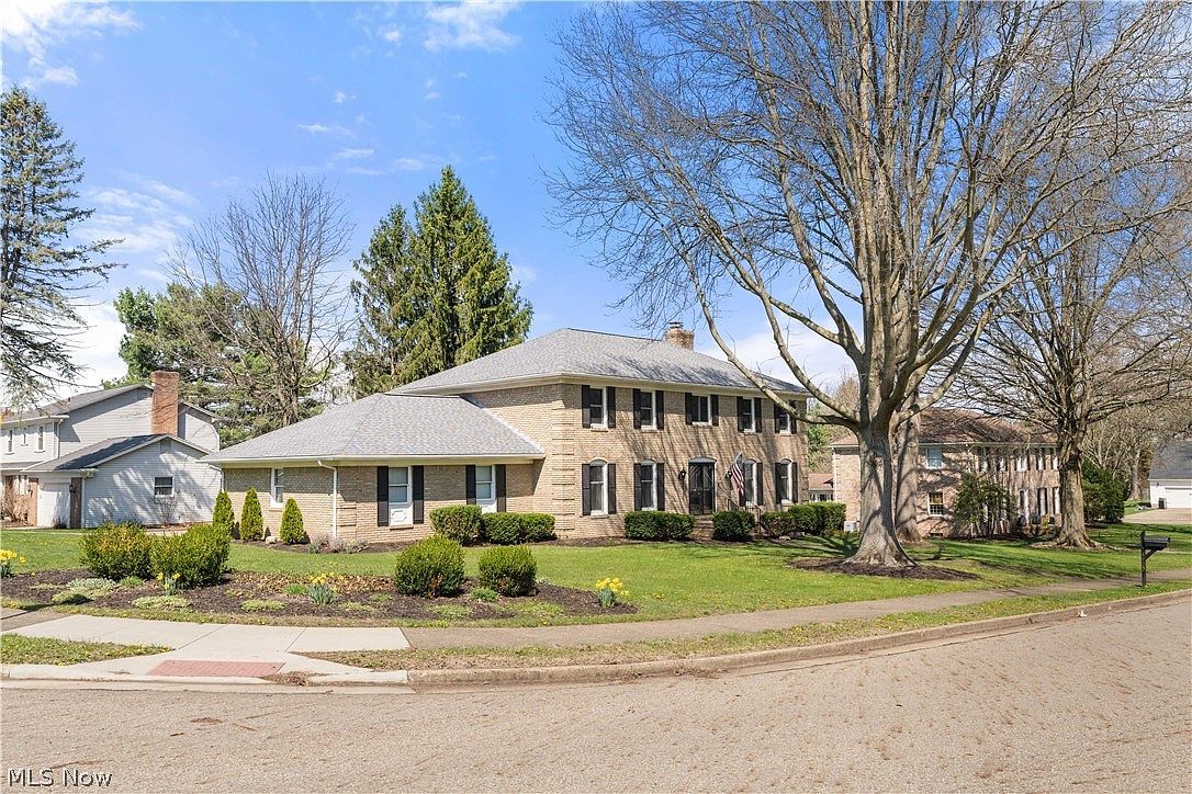 4705 Woodland Ave NW Canton, OH 44709 - Thumbnail 3