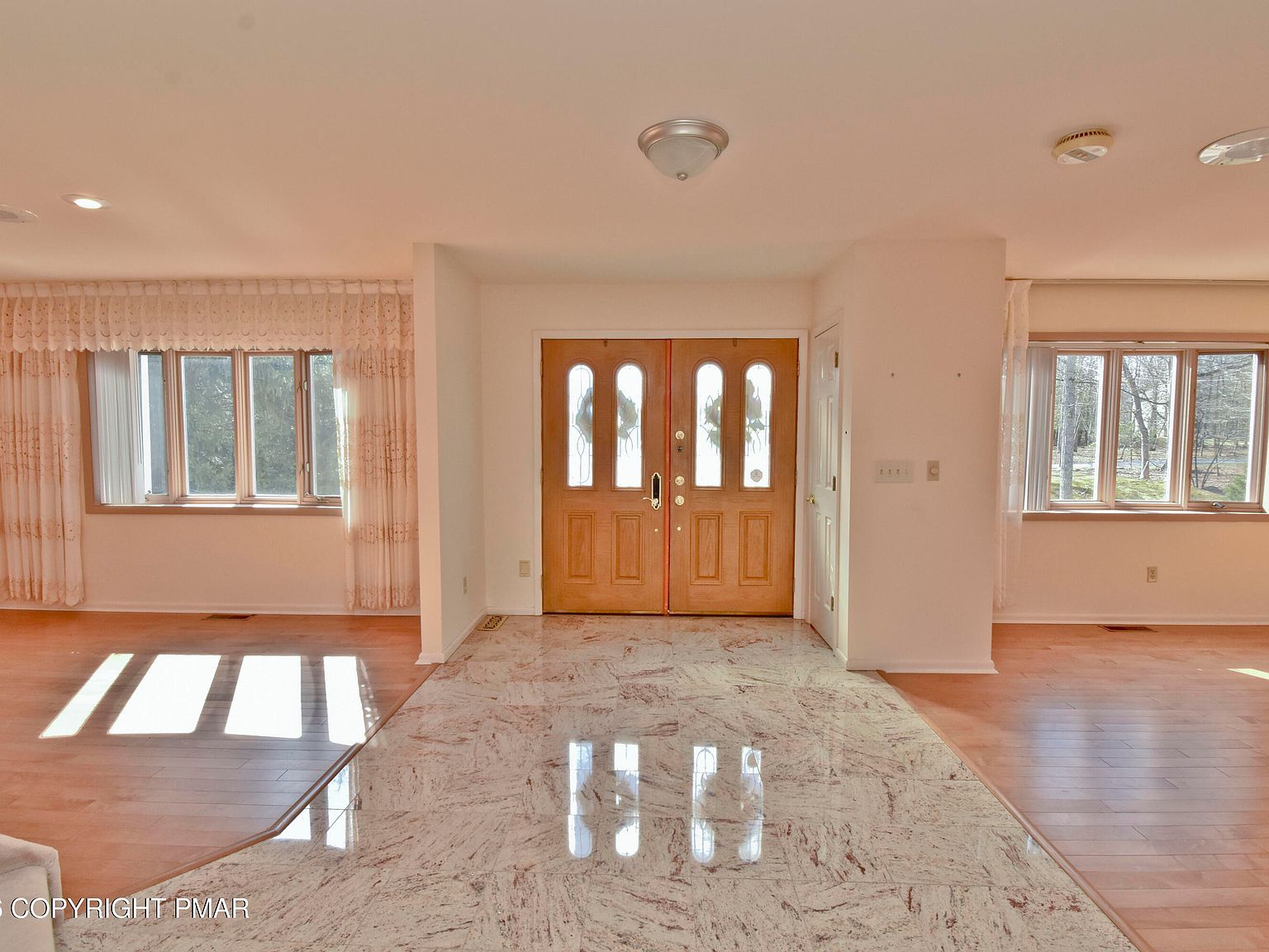 214 Sunrise Loop Henryville, PA 18332 - Thumbnail 3