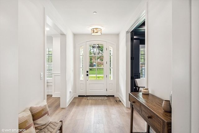 166 Park Ave Lake Forest, IL 60045 - Thumbnail 3