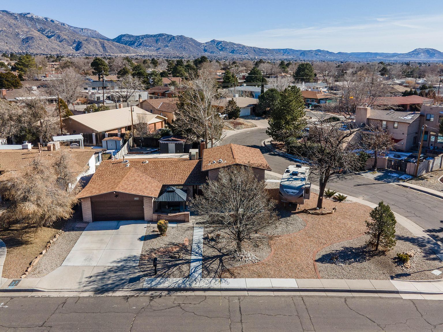 9212 Orlando Pl NE Albuquerque, NM 87111 - Thumbnail 3