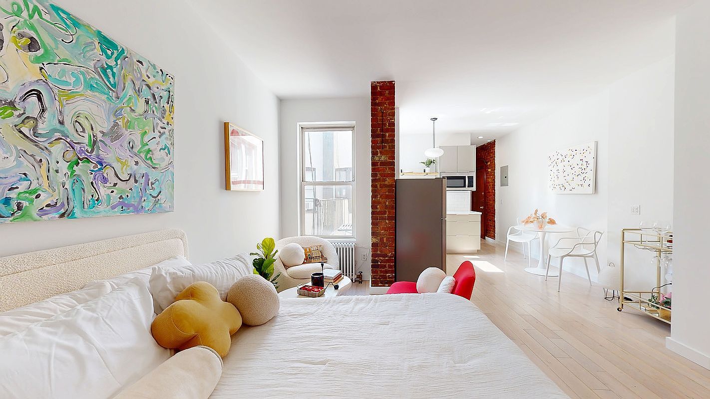 124 Thompson St APT 30 New York, NY 10012 - Thumbnail 3