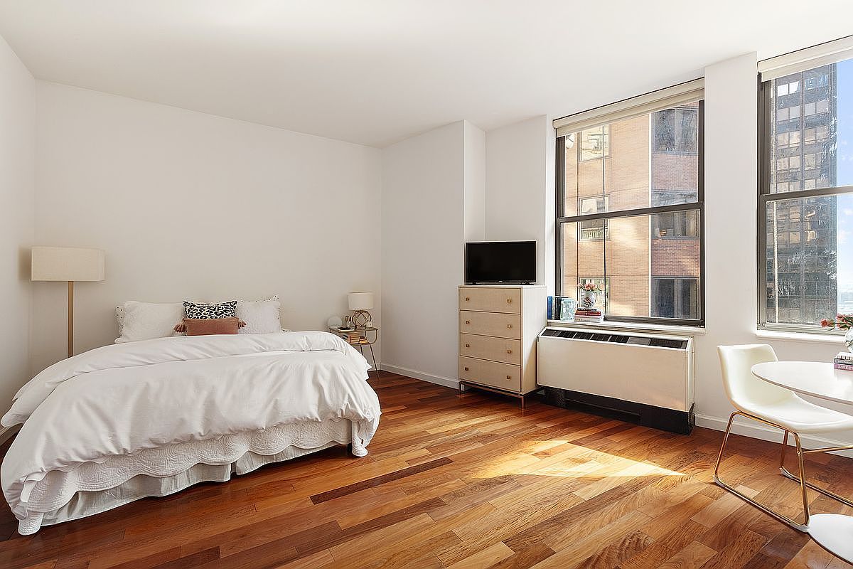 1 Wall Street Ct #Penthouse 04 New York, NY 10005 - Thumbnail 3