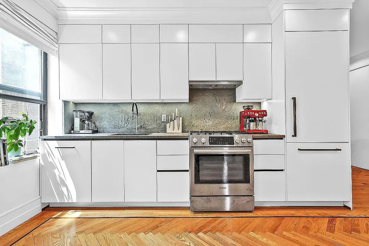 24-39 38th St #D1 Astoria, NY 11103 - Thumbnail 3