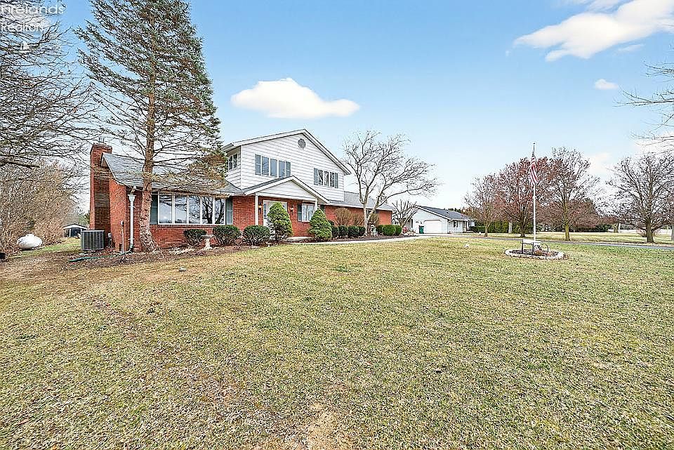 19245 Brillhart Rd Bowling Green, OH 43402 - Thumbnail 3