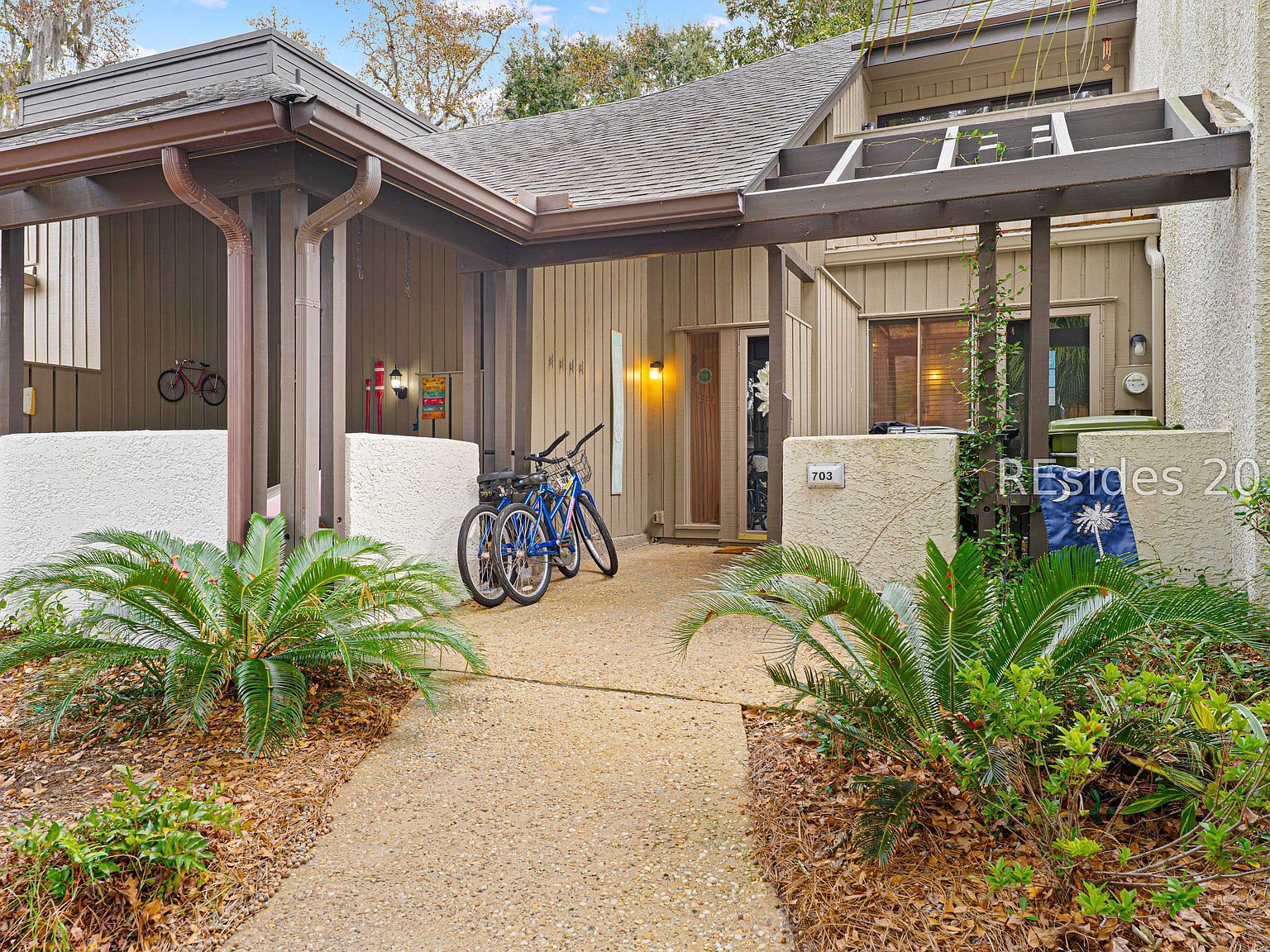 100 Shipyard Dr APT 703 Hilton Head Island, SC 29928 - Thumbnail 3