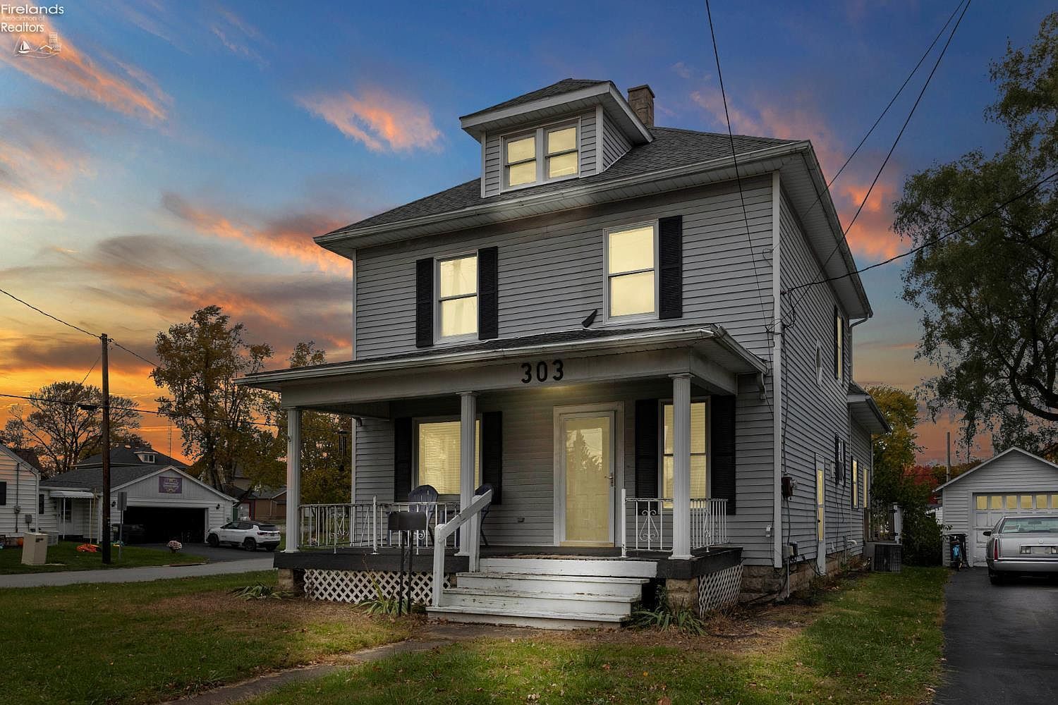 303 Moore Ave Bellevue, OH 44811 - Thumbnail 3