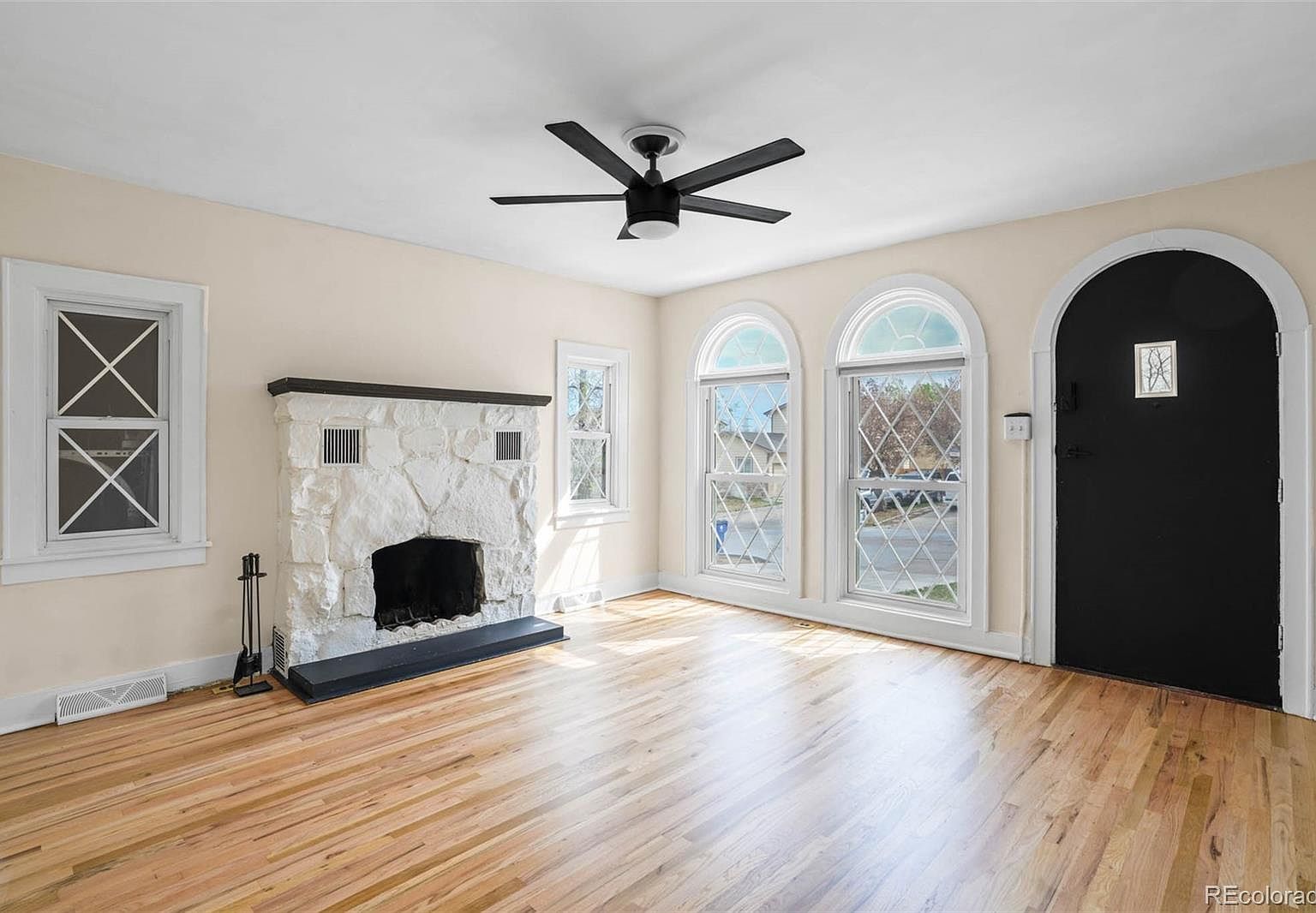 545 Ingalls St Lakewood, CO 80226 - Thumbnail 3