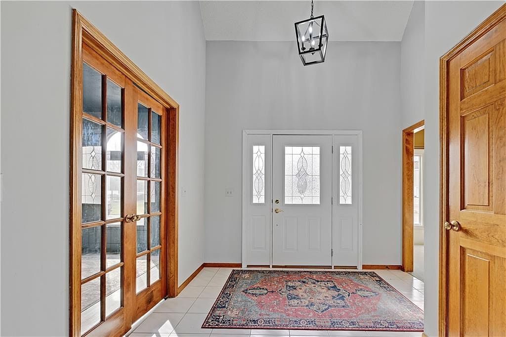 1480 E Sleepy Hollow Dr Olathe, KS 66062 - Thumbnail 3