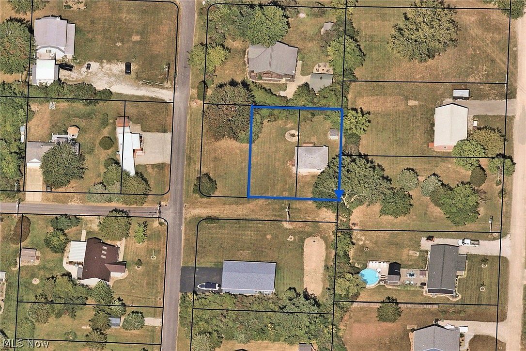 211 Orchard Ln Kelleys Island, OH 43438 - Thumbnail 3