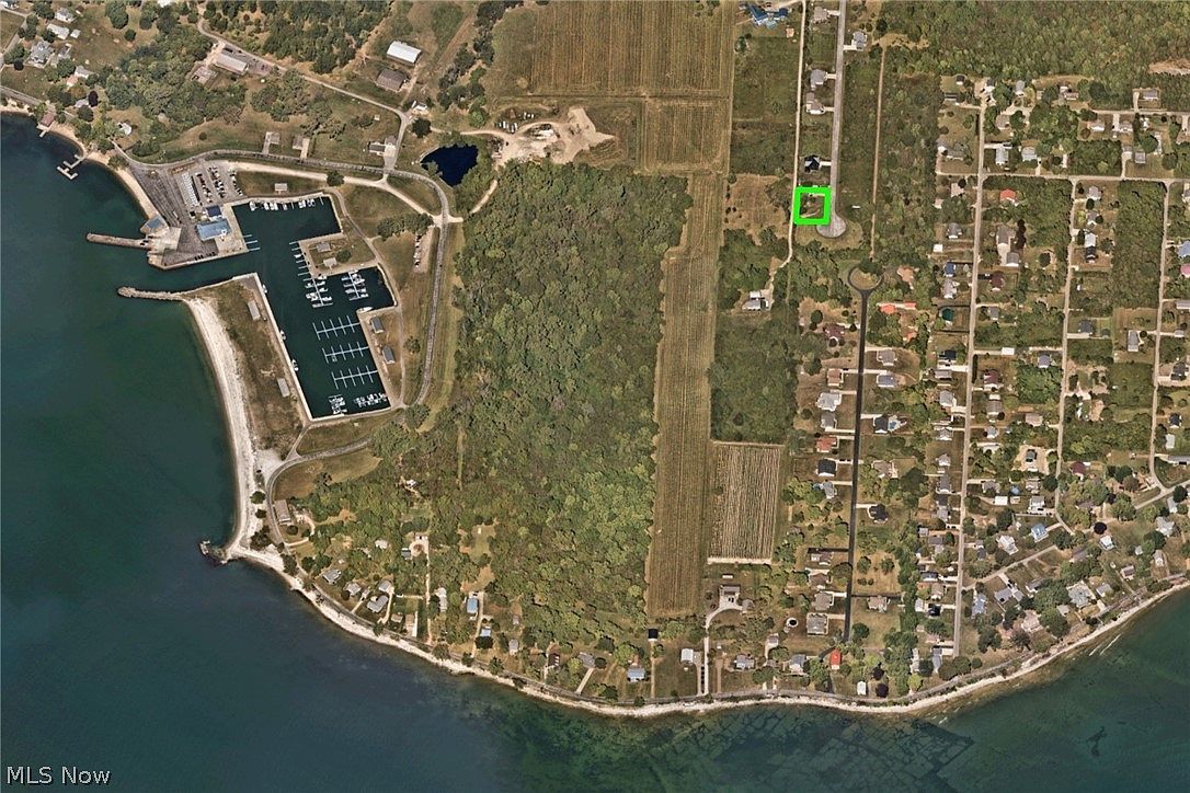 10 Chardonnay Dr Kelleys Island, OH 43438 - Thumbnail 3