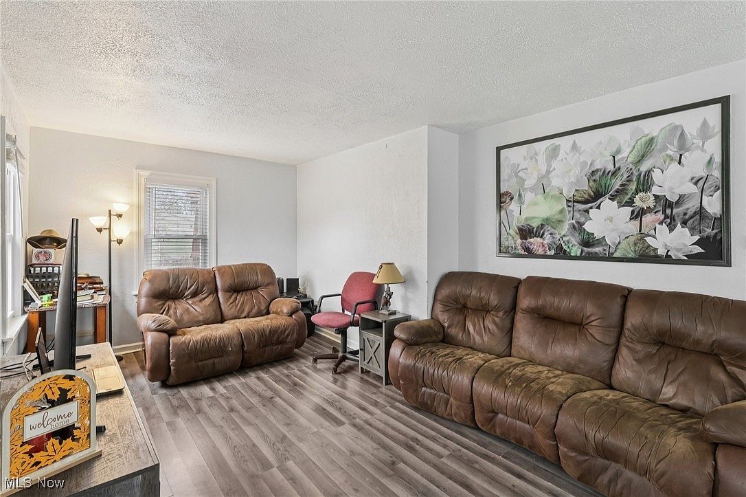 5706 Cleveland Rd E Vermilion, OH 44089 - Thumbnail 3