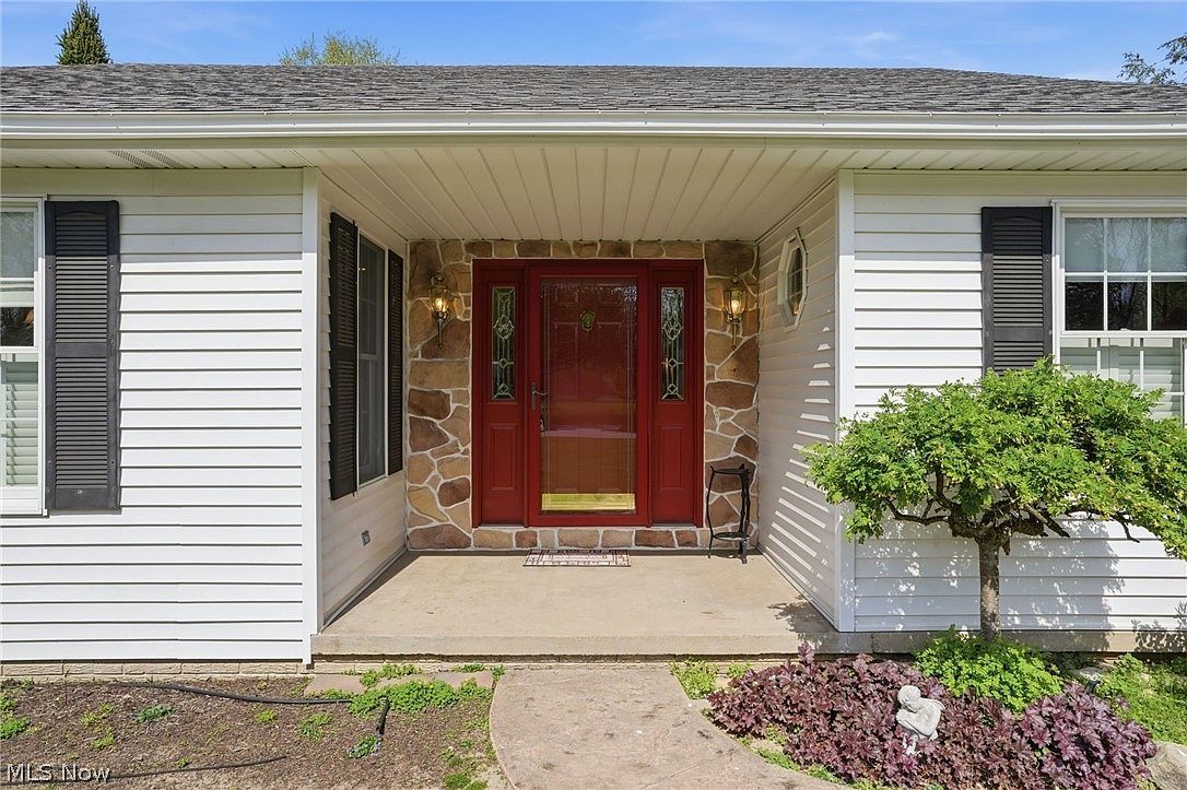 5802 Cambridge Cir Sandusky, OH 44870 - Thumbnail 3