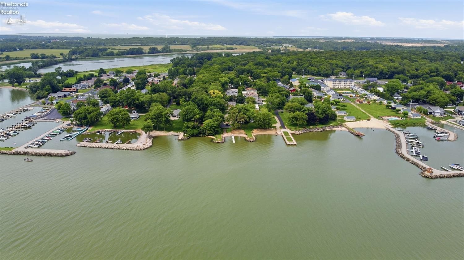 2327 S Oak Knoll Dr Lakeside Marblehead, OH 43440 - Thumbnail 3
