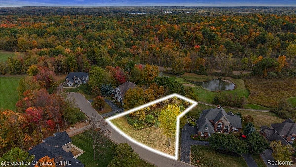 1933 Shane Ct Oxford, MI 48370 - Thumbnail 3