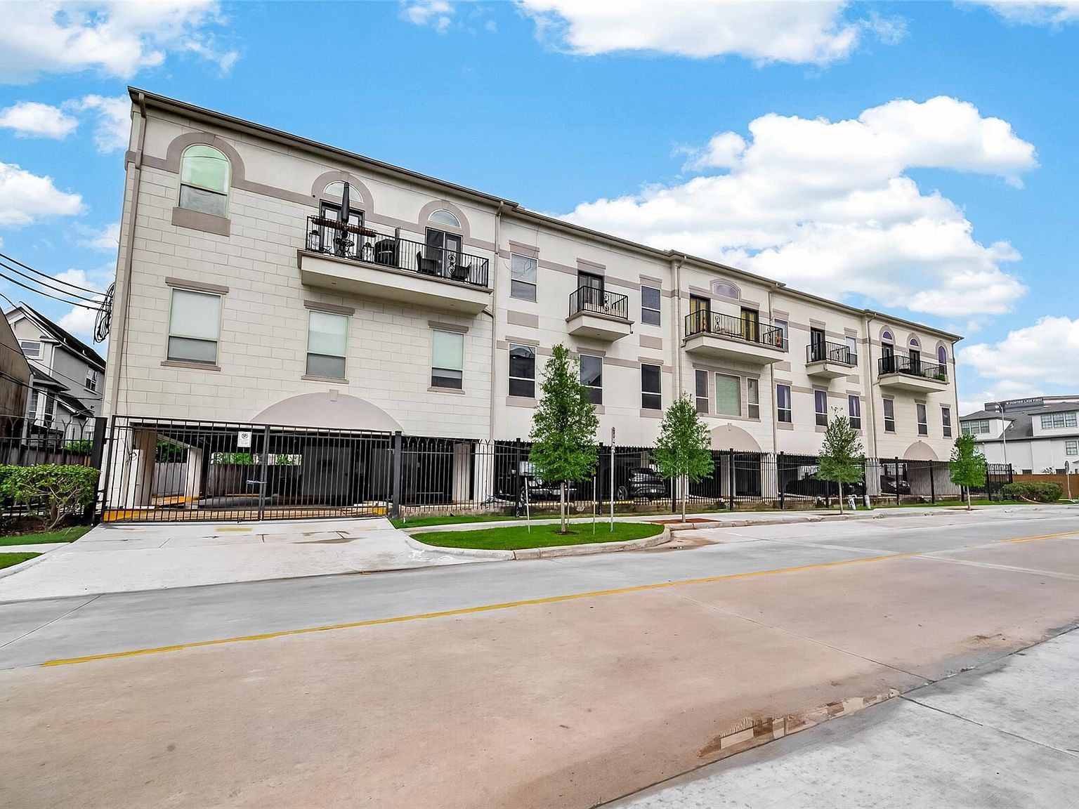 5801 Winsome Ln Unit 202 Houston, TX 77057 - Thumbnail 3