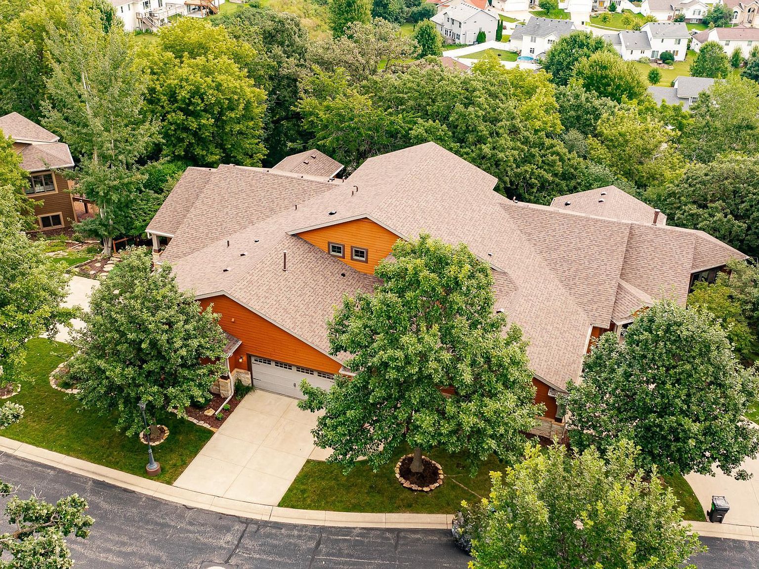 700 Panorama Cir NW Rochester, MN 55901 - Thumbnail 3